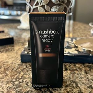 NEW Smashbox Camera Ready BB Cream (Medium)